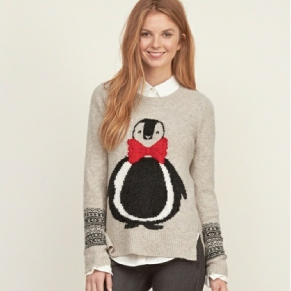 Abercrombie & Fitch Penguin Sweater Super Soft